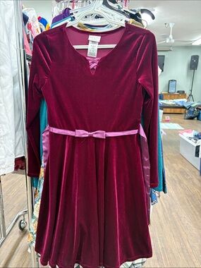 iris & ivy Girls Wine Velvet Long-Sleeve Dress with Satin Bow